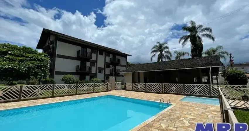 Apartamento a venda na maranduba. 1 dormitório. com piscina.