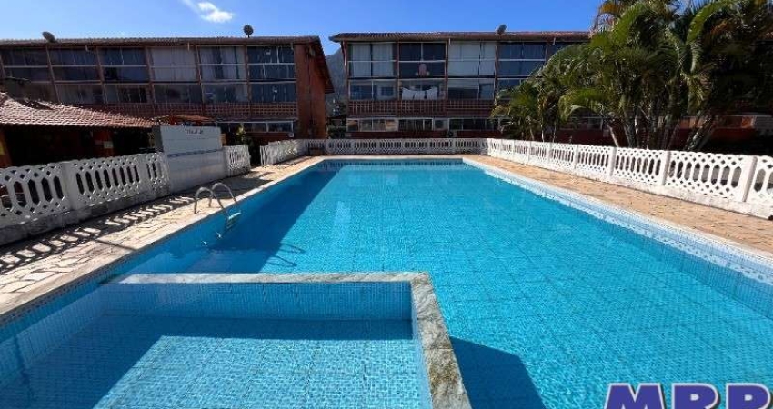 Apartamento na Praia do Sapê, em Ubatuba. Condomínio com área de lazer.
