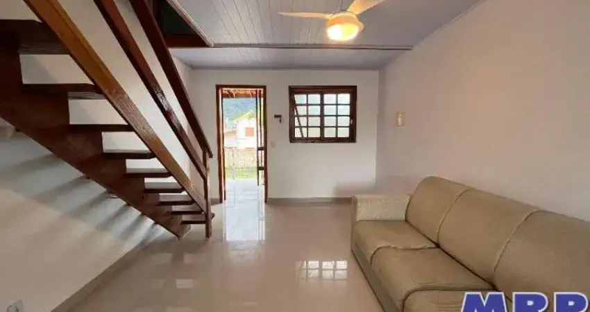 Ubatuba. Praia do Sapê. Apartamento à venda. Condomínio a 200 metros da praia.