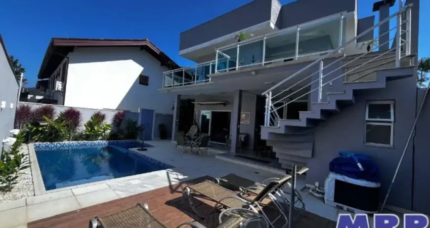 Casa alto padrão em ubatuba - praia lagoinha - condominio salga - 50 mts da praia.