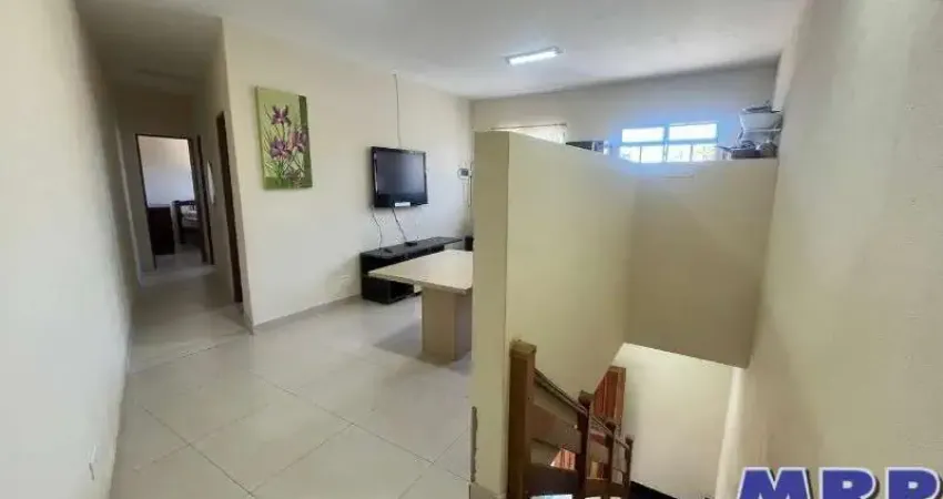 Apartamento á venda em ubatuba na praia da enseada, apenas 70 mtss da praia.