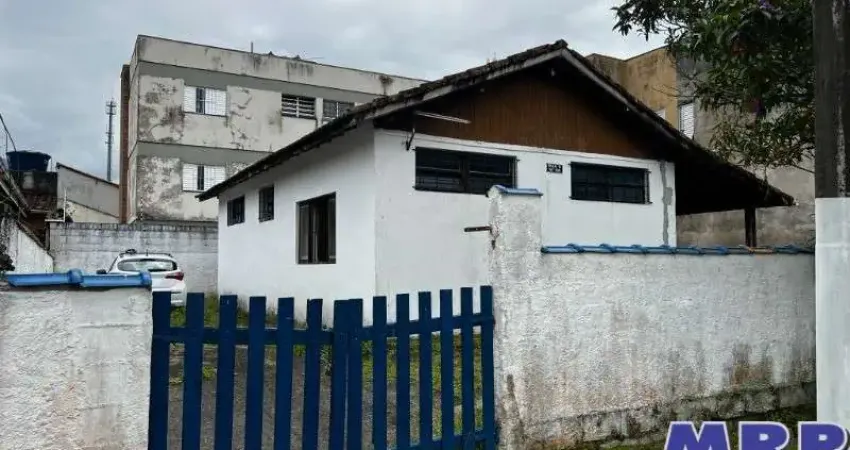 Casa em ubatuba à 150 metros de distância da praia do perequê-açu com 253m² de terreno