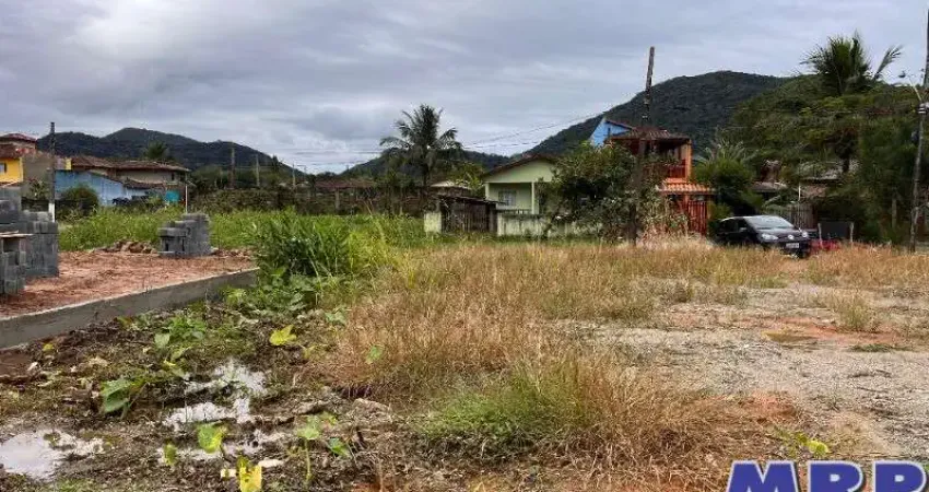 Terreno á venda na Praia da Lagoinha. Ubatuba. 500m². Com escritura.