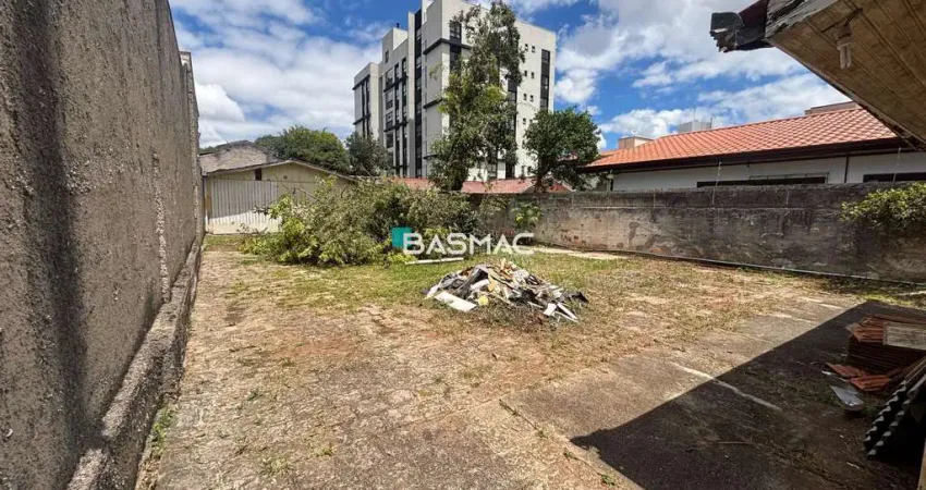 Terreno à venda na Avenida dos Estados, 1179, Água Verde, Curitiba