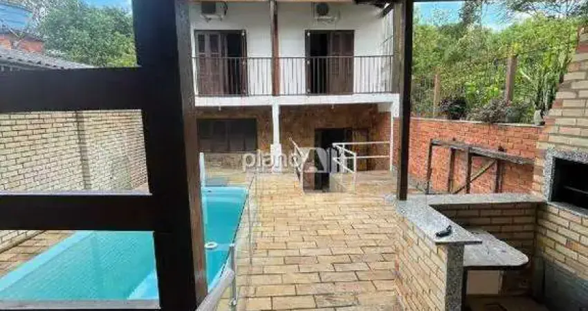 Casa à venda, com 170m², 3 quartos - Dom Feliciano - Gravataí / RS por R$ 958.000,00