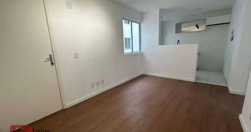 Apartamento com 2 dormitórios à venda, 40 m² por R$ 155.000,00 - Jardim Itaqui - Campo Largo/PR