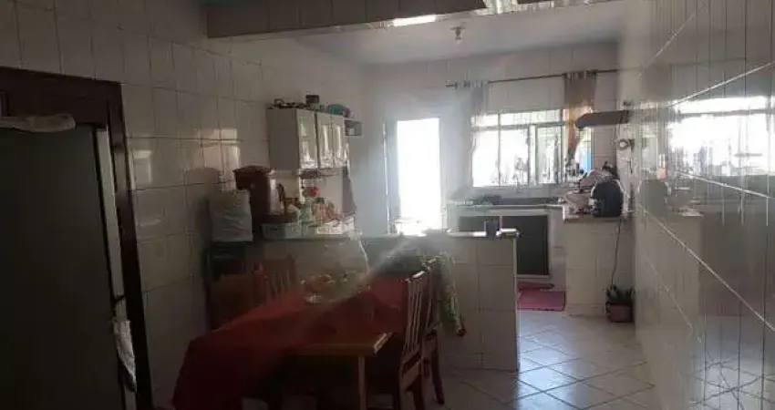 Casa com 3 quartos à venda na Rua da Laguna, 312, Vila Santa Terezinha, Várzea Paulista