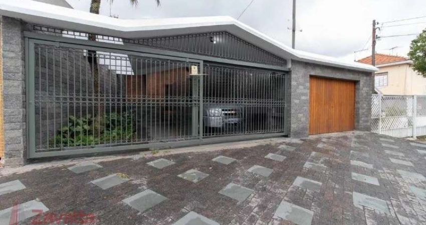 Casa térrea à venda na Vila Maria Alta, com 4 quartos, 1 suíte, 4 vagas de garagem, 300m²
