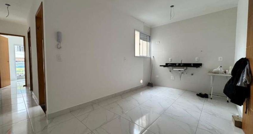 Apartamento à venda em São Paulo na Vila Guilherme: 2 quartos, 2 salas, 1 banheiro - 44,00 m² de área.
