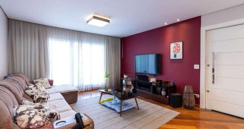 Imperdível: Casa à venda em São Paulo-SP, na Vila Paiva, com 3 quartos, 3 suítes, 3 salas, 4 banheiros, 5 vagas e 391m². Confira!