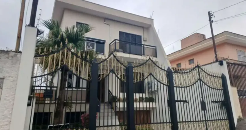 Casa comercial com 3 salas para alugar na Rua Doralisa, 297, Vila Carrão, São Paulo