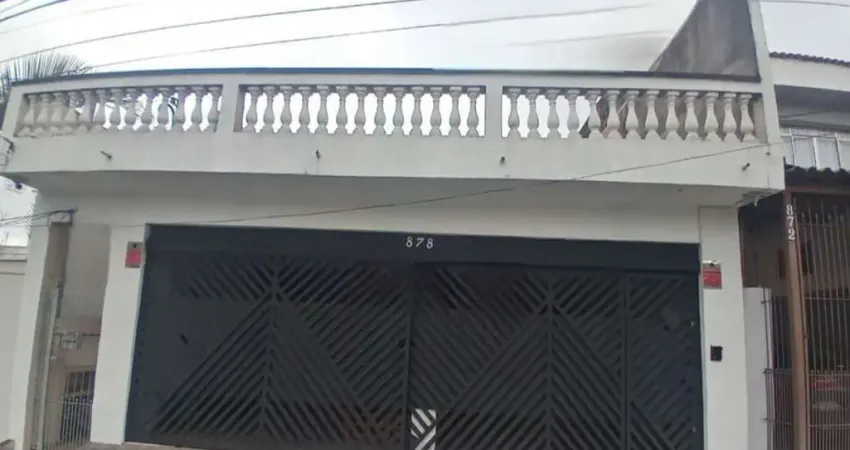 Casa Térrea Frente para Locação | Fundos Já Alugados | Terreno 9x30 ? Venda ou Renda!