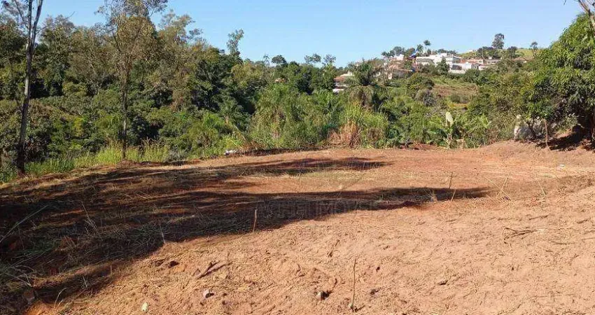 Terreno à venda - Estância Suiça - Serra Negra/SP
