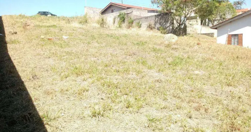 Terreno à venda- Belvedere do Lago - Serra Negra/SP