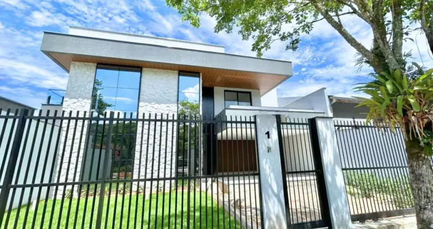 Condomínio com apenas 3 unidades ! Perfeita para quem valoriza privacidade