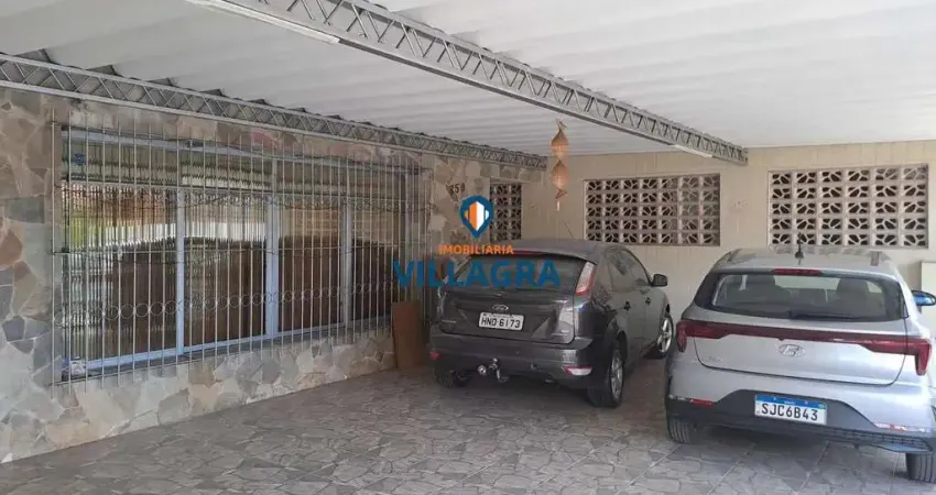 Casa para Venda em São José dos Campos, Vila Tatetuba, 3 dormitórios, 1 suíte, 2 banheiros, 4 vagas
