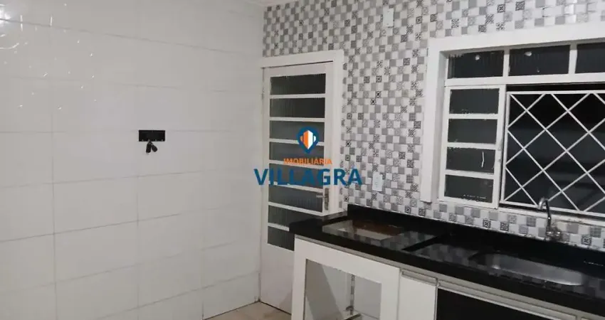 Casa Térrea para Venda em São José dos Campos, Residencial União, 2 dormitórios, 1 banheiro, 2 vagas