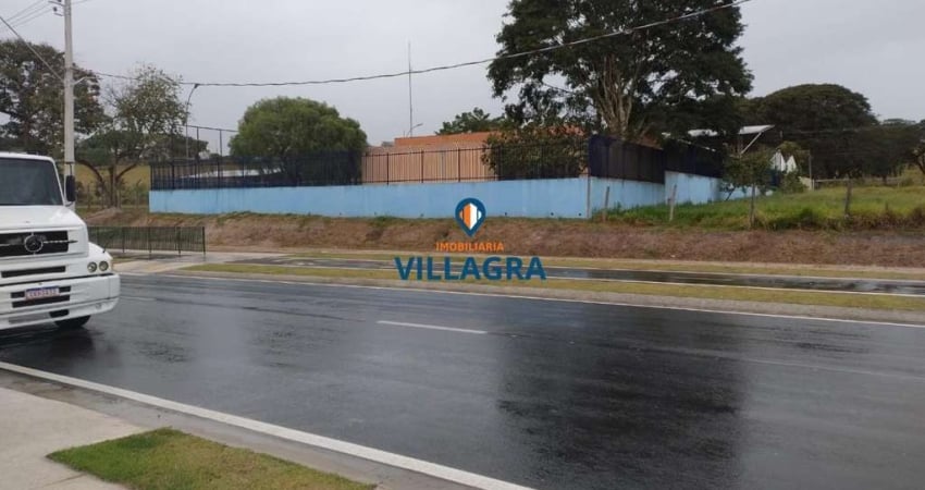 Casa Térrea para Venda em São José dos Campos, Jardim Limoeiro, 3 dormitórios, 1 banheiro, 3 vagas