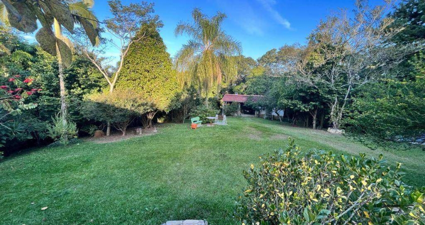 Chácara com 5 dormitórios à venda, 9100 m² por R$ 2.000.000,00 - Vila São Geraldo - São José dos Campos/SP