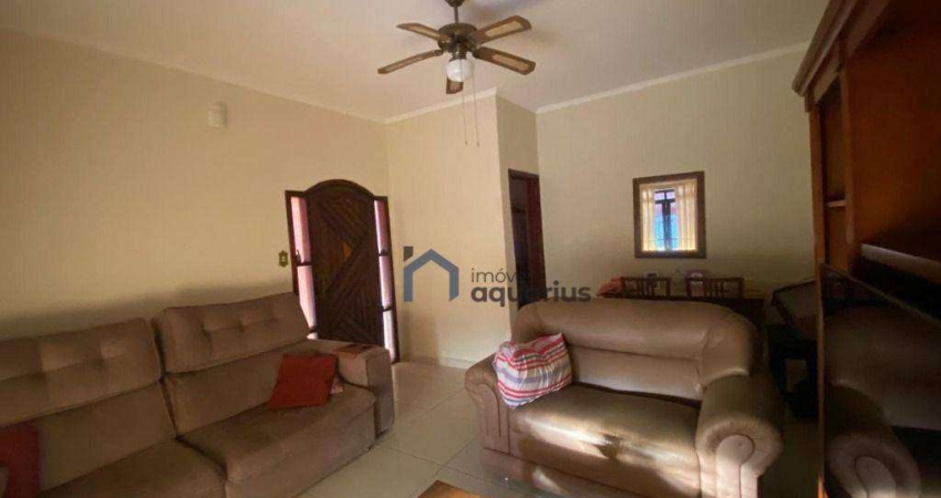 Casa com 4 dormitórios à venda, 140 m² por R$ 750.000,00 - Bosque dos Eucaliptos - São José dos Campos/SP