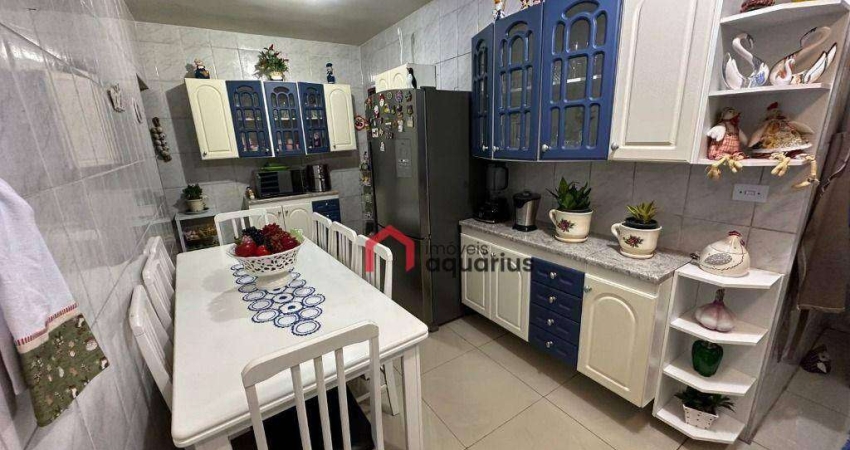 Casa com 2 dormitórios à venda, 104 m² por R$ 475.000,00 - Jardim Ismênia - São José dos Campos/SP