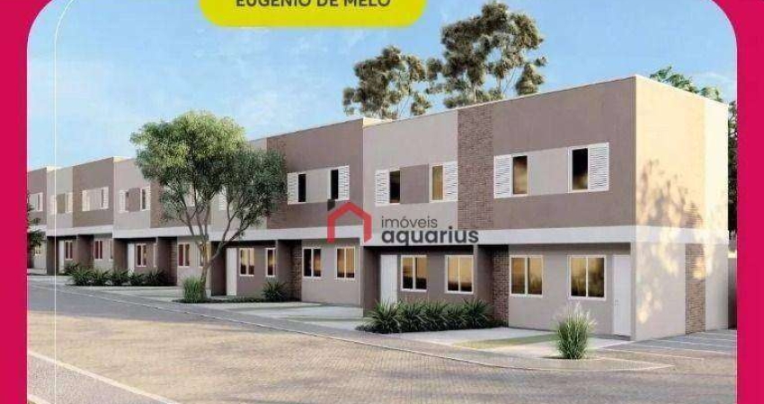 Sobrado com 3 dormitórios à venda, 101 m² por R$ 350.000,00 - Eugênio de Melo - São José dos Campos/SP