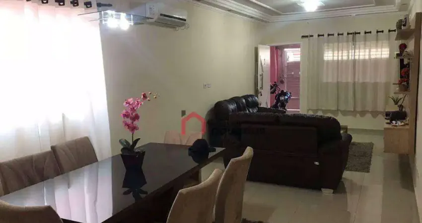 Sobrado com 3 dormitórios à venda, 132 m² por R$ 550.000,00 - Jardim Santa Maria - Jacareí/SP