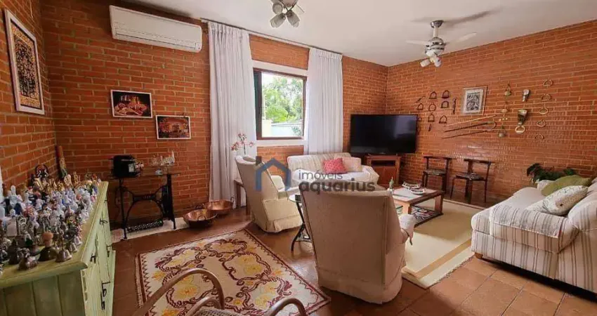 Casa com 3 dormitórios à venda, 327 m² por R$ 1.700.000,00 - Centro - Ubatuba/SP