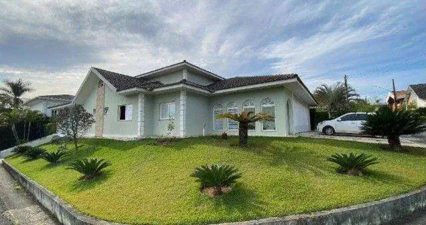 Sobrado no Condomínio Terras de Sant'anna com 4 dormitórios à venda, 442 m² por R$ 2.100.000 - Terras de Sant Anna - Jacareí/SP