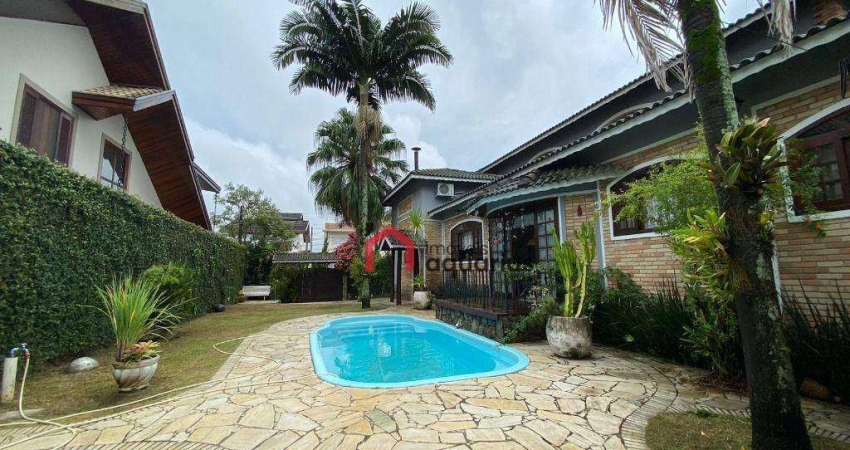 Casa no Condomínio Altos da Serra IV com 3 dormitórios à venda, 540 m² por R$ 1.915.000 - Urbanova - São José dos Campos/SP