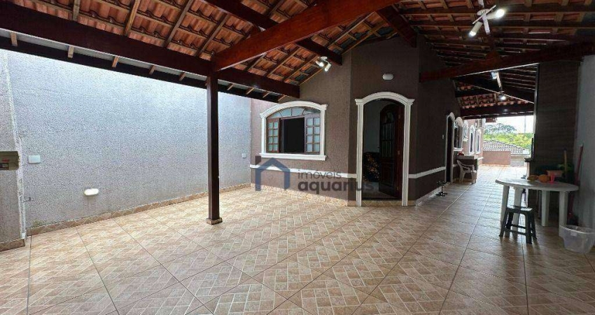 Casa com 3 dormitórios à venda, 130 m² por R$ 660.000,00 - Villa Branca - Jacareí/SP