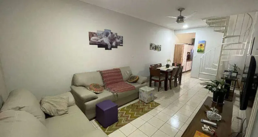 Sobrado com 3 dormitórios à venda, 116 m² por R$ 650.000,00 - Jardim das Indústrias - São José dos Campos/SP