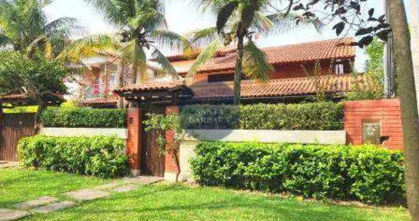 Casa com 3 dorms, Camboinhas, Niterói - R$ 2.95 mi, Cod: 5584