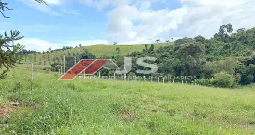 Terreno à venda no Pereiras, Socorro 