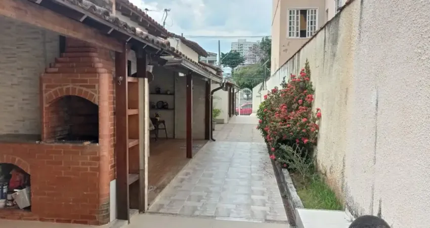 Vendo casa linear 02 quartos, bairro da Luz, Nova Iguaçu