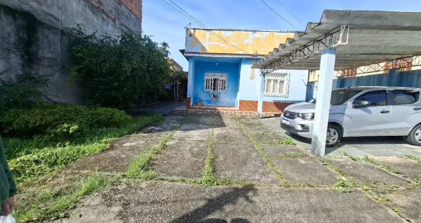 Casa com 4 quartos à venda na Rua Eliza Lessa de Alvarenga, 159, Moqueta, Nova Iguaçu