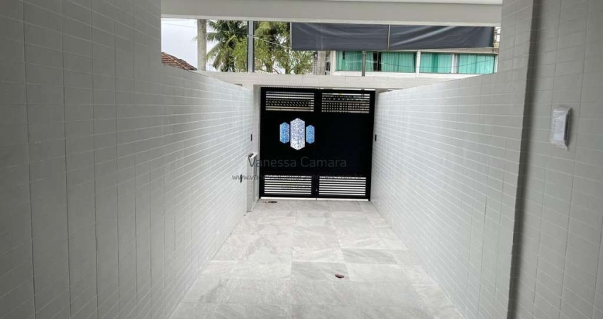 Casa para Venda em Santos, Vila Belmiro, 3 dormitórios, 3 suítes, 3 banheiros, 2 vagas