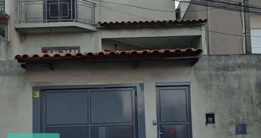 Vende/Aluga Sobrado, 3 Dormitórios, com 2 Vagas de Garagem, 125m² por R$ 650.000/Venda R$ 3.500/Aluguel - Jardim Nathalie, Mogi das Cruzes