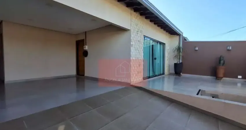 Casa com 3 quartos à venda na Rua Achiro Kawasaki, 364, Jardim Tókio, Londrina