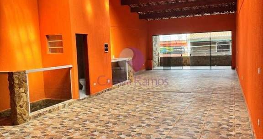 Sobrado com 3 quartos, Jardim Monte Cristo - Suzano