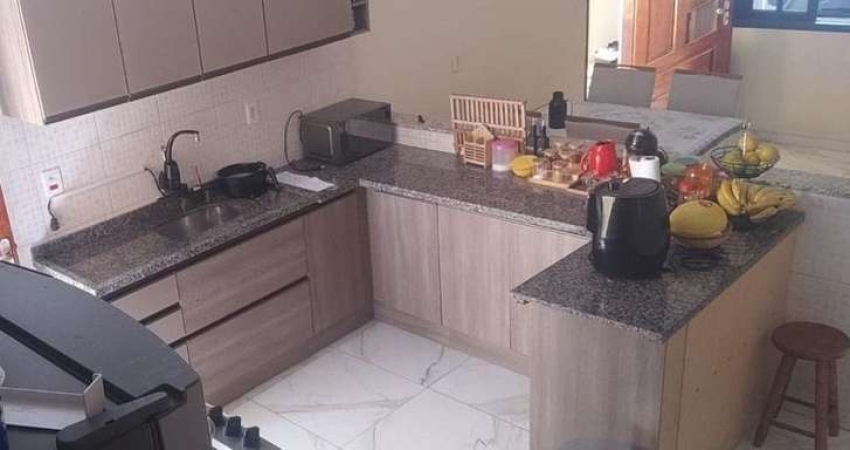 Sobrado com 4 dormitórios à venda, 140 m² por R$ 600.000,00 - Jardim Cambuci - Mogi das Cruzes/SP