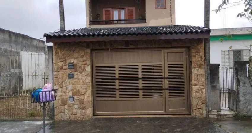 Sobrado com 3 dormitórios à venda, 164 m² por R$ 640.000,00 - Jardim Cacique - Suzano/SP