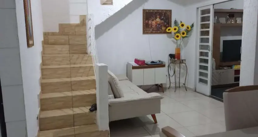 Sobrado com 3 dormitórios à venda, 175 m² por R$ 398.000,00 - Jardim Quaresmeira II - Suzano/SP