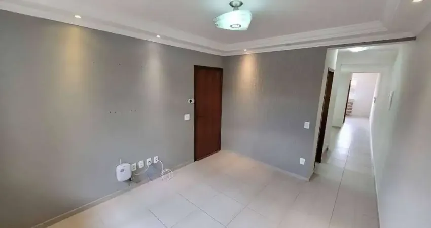 Sobrado com 3 dormitórios à venda, 125 m² por R$ 700.000,00 - Vila Suissa - Mogi das Cruzes/SP