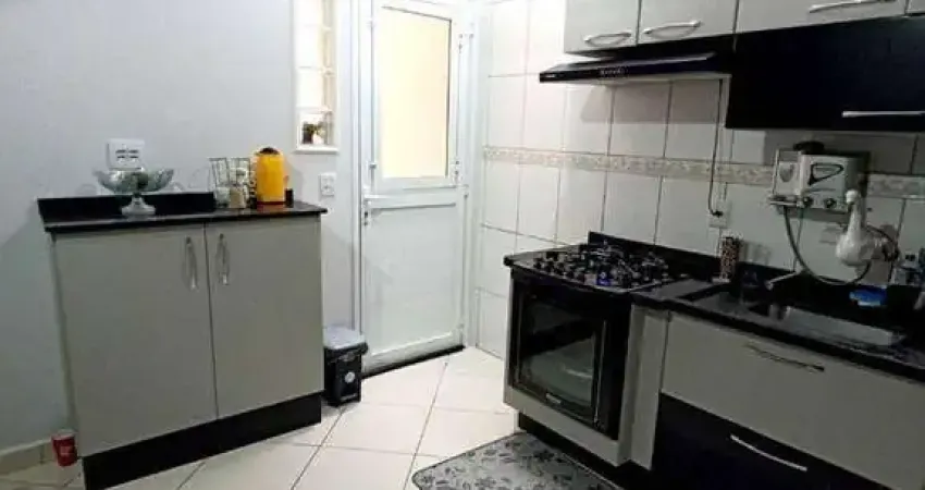 Sobrado com 3 dormitórios à venda, 173 m² por R$ 530.000,00 - Conjunto Residencial Irai - Suzano/SP