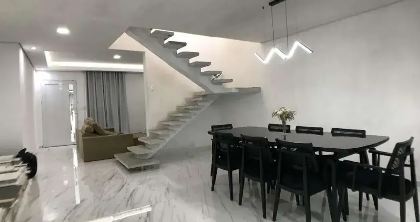 Sobrado com 3 dormitórios à venda, 200 m² por R$ 800.000,00 - Cézar de Souza - Mogi das Cruzes/SP