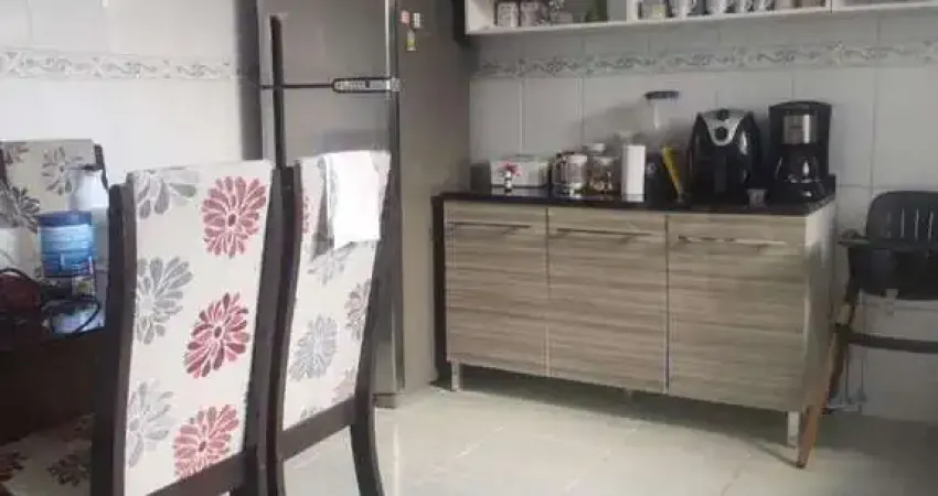 Sobrado com 4 dormitórios à venda, 182 m² por R$ 550.000,00 - Vila Virgínia - Itaquaquecetuba/SP