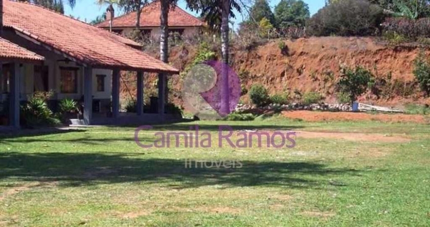 Chácara com 4 dormitórios à venda, 550 m² por R$ 900.000,00 - Ipelândia - Suzano/SP