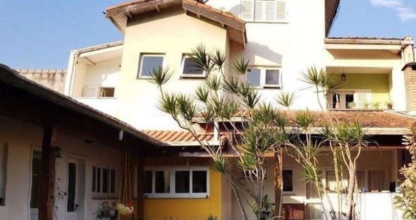 Sobrado com 4 dormitórios à venda por R$ 950.000,00 - Jardim Carlos Cooper - Suzano/SP