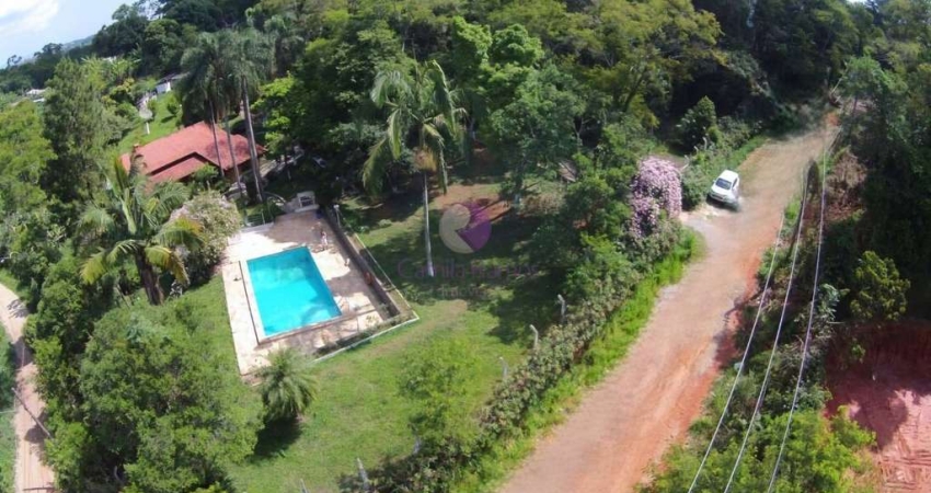 Chácara á venda com 3 dormitórios, Meu Cantinho - Suzano